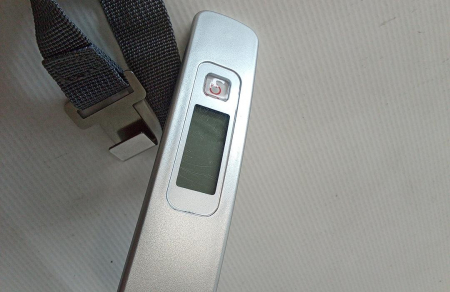 Cântar digital pentru bagaje Blendura, capacitate de 50 kg [1]