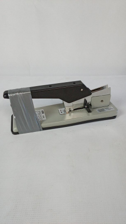 Capsator de înaltă performanță D.RECT 3930, 240 de coli [1]