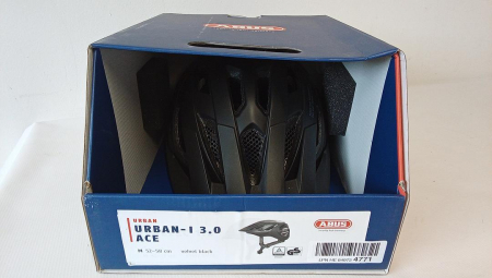 Cască de bicicletă ABUS Urban-I 3.0 ACE cu lumină LED spate, vizor extins și închidere magnetică, unisex, negru, mărimea M (52-58cm) [1]