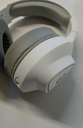 Casti de gaming fara fir Newskill Seth Ivory, RGB, alb [4]