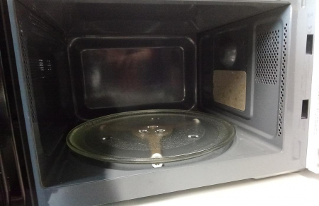 Cuptor cu microunde Bosch FFL023MW0 Seria 2, 26 x 44 cm, 800 W [2]