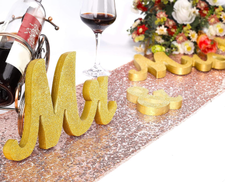 Decor pentru nuntă cu "Mr and Mrs" (Domn si Doamna), din lemn, cu sclipici auriu [3]