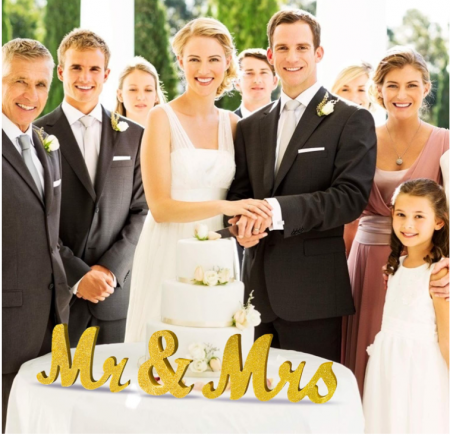 Decor pentru nuntă cu "Mr and Mrs" (Domn si Doamna), din lemn, cu sclipici auriu [2]