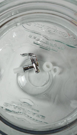 Distribuitor bauturi sticlă Berglander cu robinet rezistent la scurgeri [3]