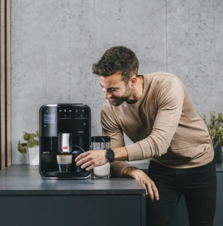 Espressor automat Melitta Caffeo Barista T F830-102, 1450W, Negru [1]