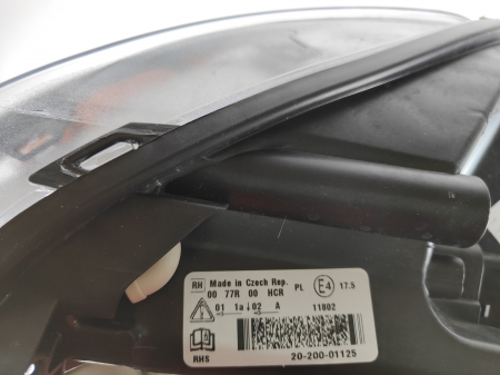 Far dreapta Ford Focus II (DA_, HCP, DP) bi-xenon HELLA 1EL 354 807-061 [6]