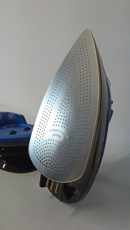 Fier de călcat cu abur fără fir Rowenta De5010 Freemove, 2400 W, 250 ml, abur 120 g/min [2]