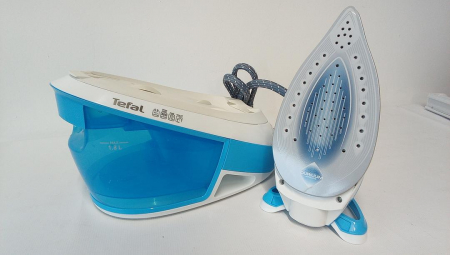 Fier de calcat de abur Tefal SV8002 Express Airglide, 2800 W, Talpa Durilium, 5,9 bar [2]