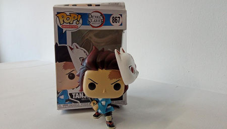 Figurina Demon Slayer PVC Tanjiro Kamado cu mască Funko Pop #867 [1]
