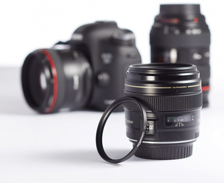 Filtru pentru obiectivul camerei cu protecție UV Amazon Basics, 82 mm [5]