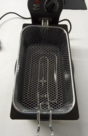 Friteuza cu ulei Bestron AF357B, 2000W, 3.5L, negru [2]