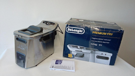 Friteuză De'Longhi PremiumFry F44532.CZ, capacitate 1,5 kg, Easy Clean System, 3200 wați, argintiu [1]