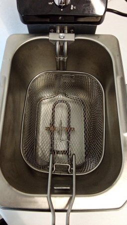 Friteuză De'Longhi PremiumFry F44532.CZ, capacitate 1,5 kg, Easy Clean System, 3200 wați, argintiu [3]