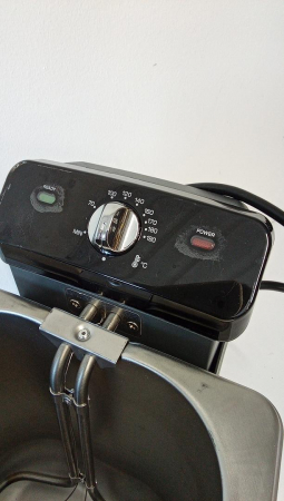 Friteuză De'Longhi PremiumFry F44532.CZ, capacitate 1,5 kg, Easy Clean System, 3200 wați, argintiu [5]