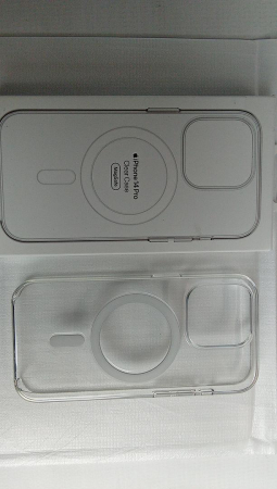 Husă transparentă Apple iPhone 14 Pro cu MagSafe [2]