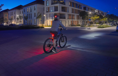 Kit lumini bicicleta LED Fischer, baterii reîncărcabile cu USB [4]
