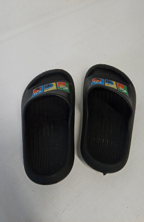 Papuci pentru copii F58 negru, model cu desene, marime 28 [1]