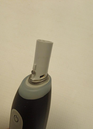 Periuță de dinți electrică Oral-B iO3, cu carcasa de depozitare, negru [1]