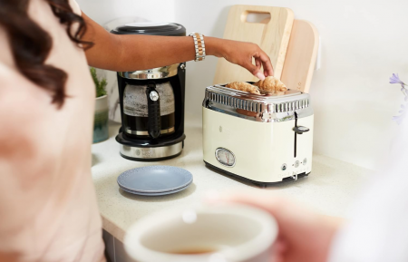 Prajitor de paine Russell Hobbs 21682-56 Retro Vintage 1300W, Crem [9]