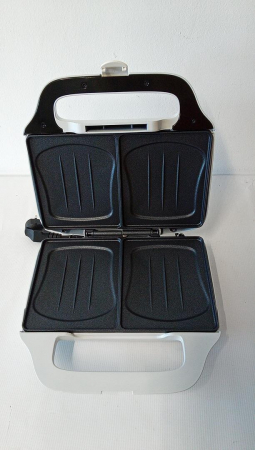 Sandwich maker XL DOMO DO9056C, 900 W [3]