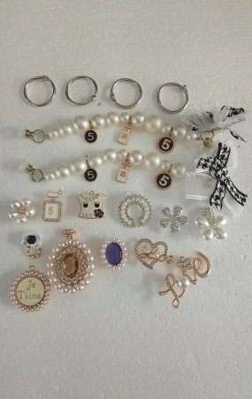 Set 14 accesorii pentru papuci tip Crocs, DIY [1]