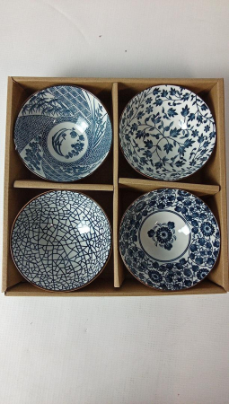 Set de 4 boluri din portelan cu model floral japonez, albastru [1]
