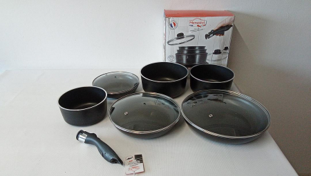 Set MENASTYL de 2 tigăi 24/28 cm + 3 cratițe 16/18/20 cm + 3 capace 20/24/28 cm + 1 mâner detașabil [1]