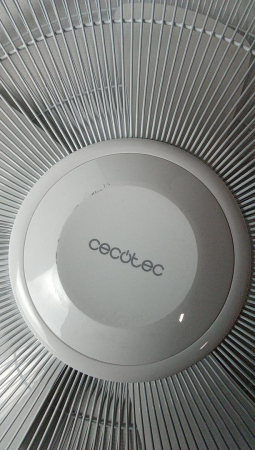 Ventilator cu picior Cecotec EnergySilence 540 Smart de 55 W, alb [2]