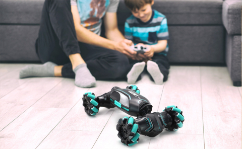 Masinuta RC cu telecomanda dubla - Control prin gesturi si telecomanda traditionala, miscare 360°, roti omnidirectionale, efecte sonore si luminoase, verde [2]