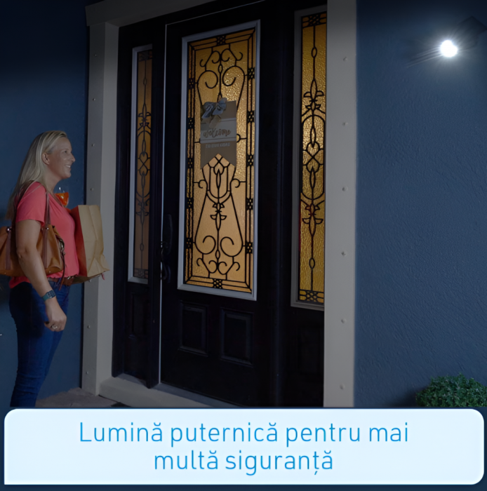Camera Falsa de Supraveghere cu Senzor de Miscare, Lumina LED, Acumulator, 8 LED-uri Puternice [6]