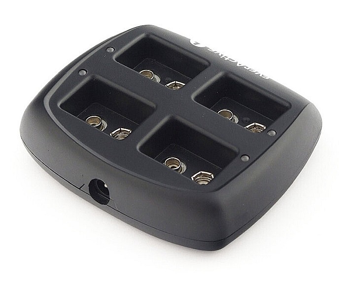 Incarcator EverActive NC-109 pentru acumulatori tip 9V 6LR61 6F22 4 canale de incarcare [4]
