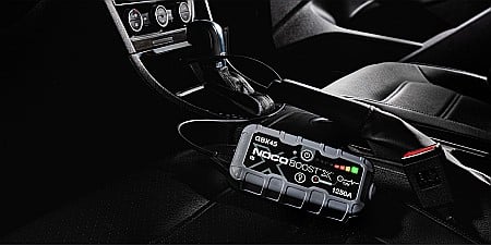 Robot de pornire Jump Starter auto 12V Noco GBX45 BOOST Lithium 1250A [4]
