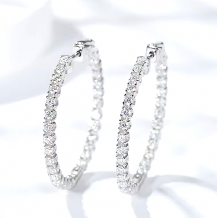 Cercei Large Radiant Spark Moissanite [3]