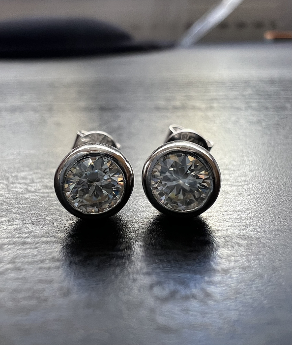 Cercei Solitaire Round Bezel [4]