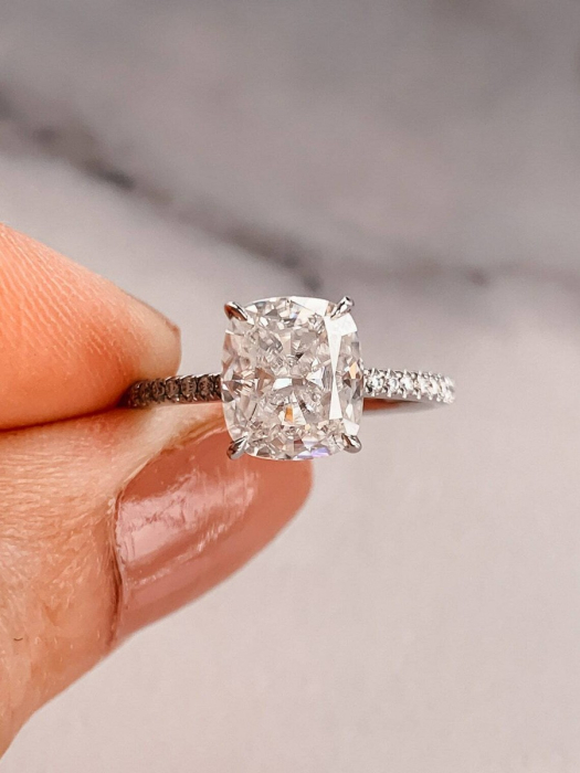 Cushion Hidden Halo Pave Setting 2,5 CT Ring [6]