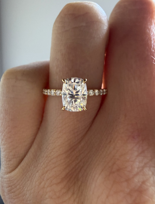 1.5 ct elongated cushion lab-grown diamond engagement ring [6]