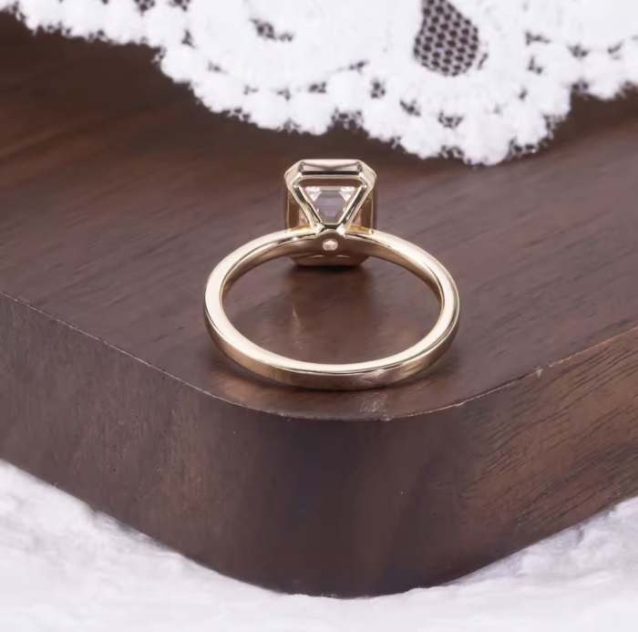 Emerald Bezel Ring 1-3 CT [10]