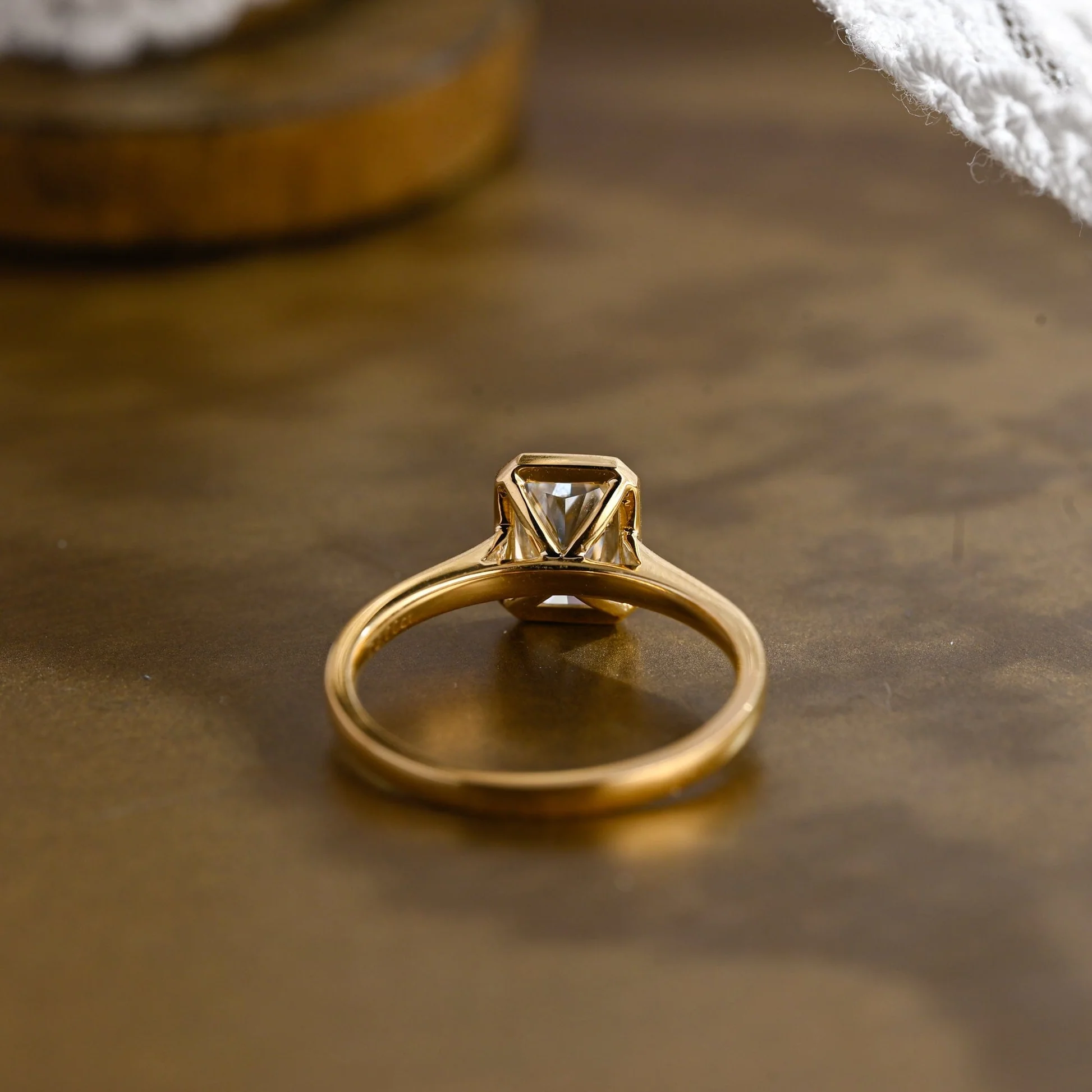 Emerald Bezel Ring 1-3 CT [8]