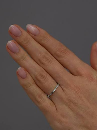 Inel Eternity 1,5 mm Moissanite 0,5 carate [6]