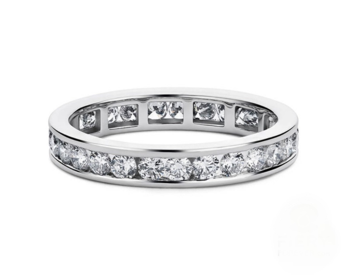 Inel eternity cu moissanite D VVS 2,5 mm, setare channel, argint placat cu platină / aur [1]