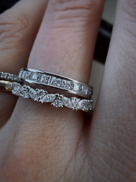 Inel eternity cu moissanite princess D VVS 2,2 mm, setare channel, argint placat cu platină / aur [8]