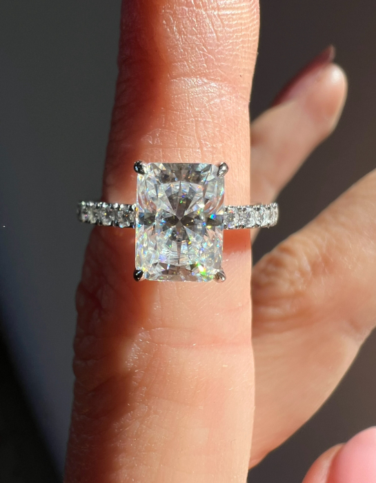 Inel Radiant Beauty Hidden Halo 2,5 CT [4]
