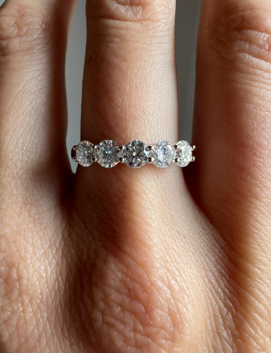Inel Semieternity 5 Stones Moissanite [6]