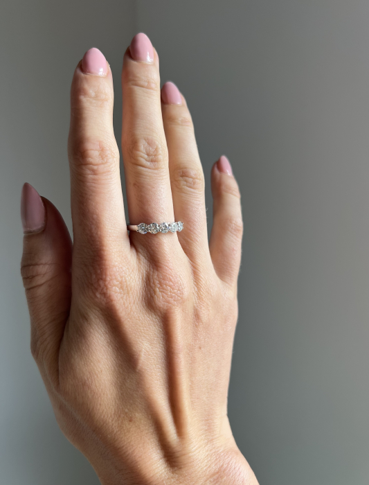Inel Semieternity 5 Stones Moissanite [9]