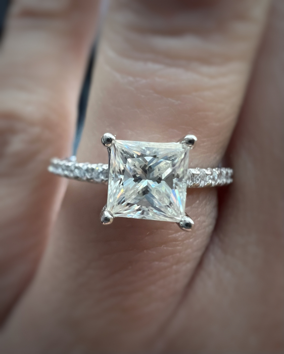 Inel Solitaire Princess Pave Band [5]