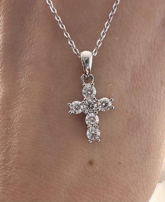 Lant si pandantiv Cruce de 0,6 CT [6]
