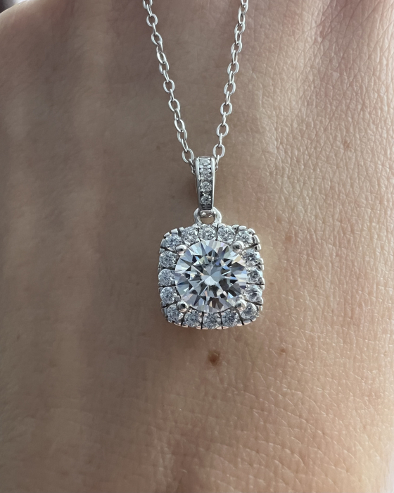 Lant si pandantiv Moissanite Majesty [3]