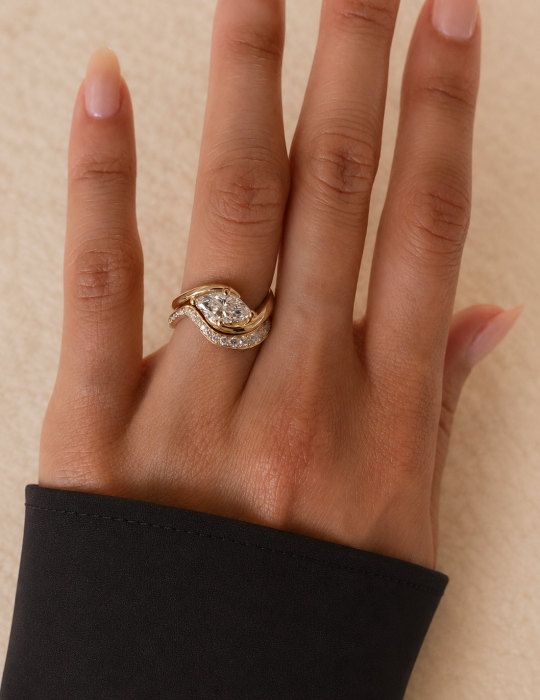 Inel de Logodnă East-West cu Moissanite 1 ct | Aur sau Platină | The Elle [8]