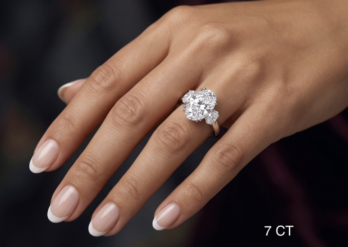 Inel de Logodna cu Diamant de Laborator Oval 1-4 Carate E VS1 cu Diamante Marquise și Rotunde | Argint, Aur sau Platina [6]