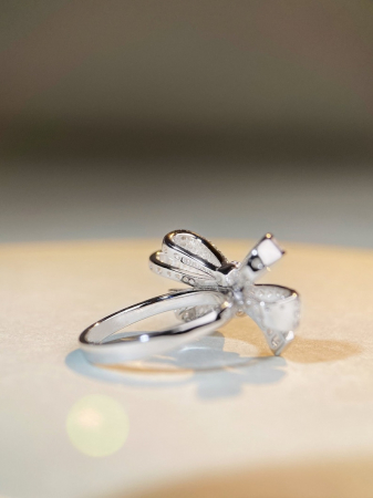 Inel Bow Tie Moissanite [3]